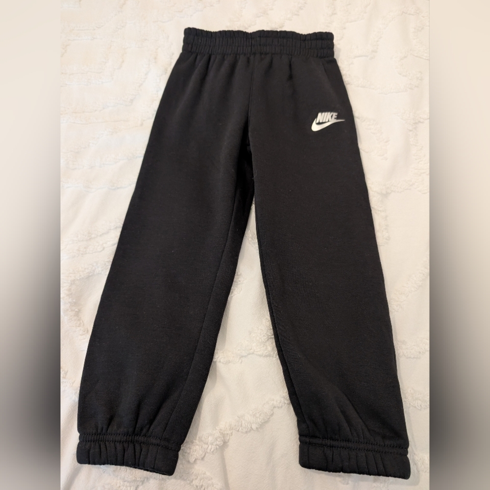 Nike Kids 4T Sweatpants Black Silver Logo New Without Tags